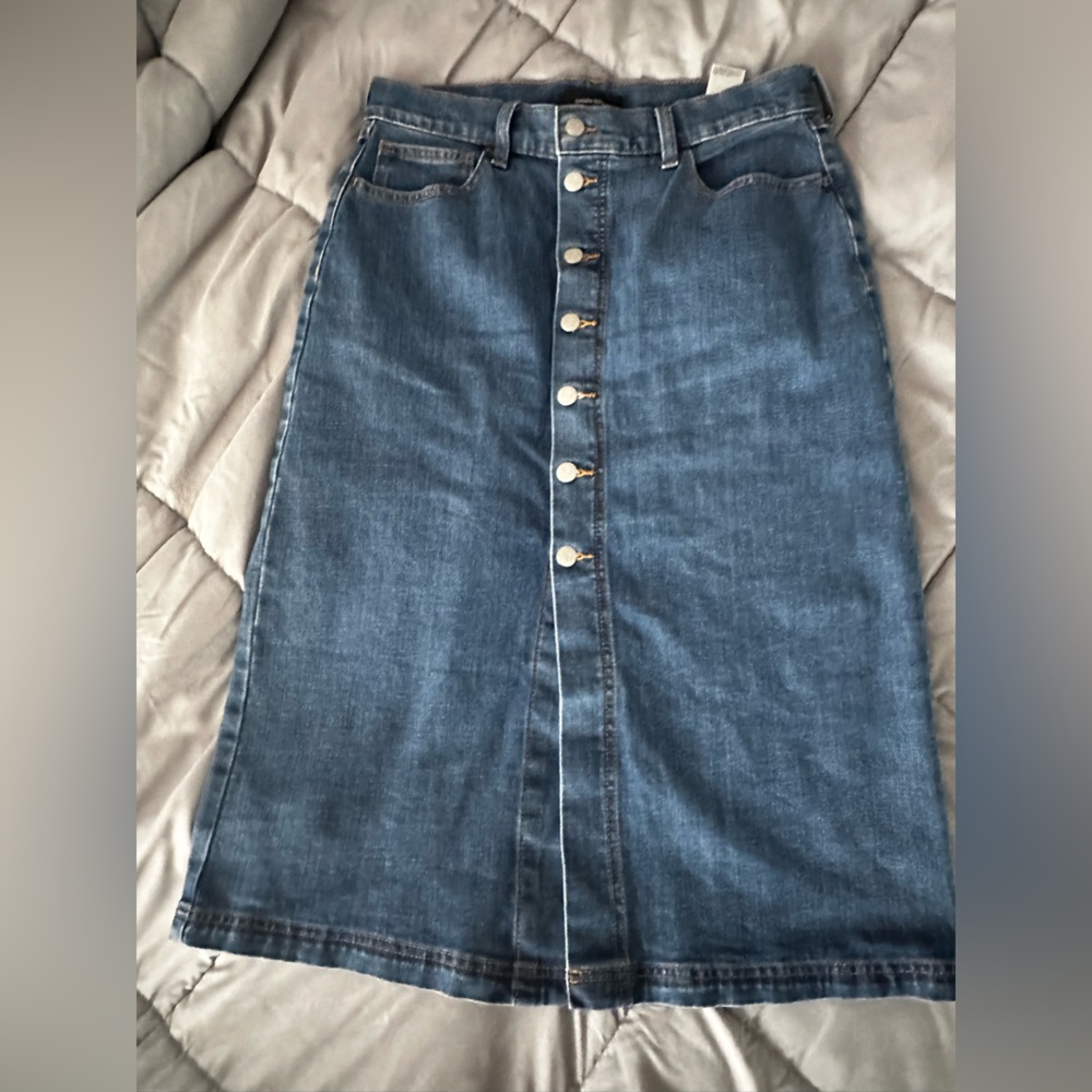 Banana Republic Midi Denim Skirt EUC Worn 1x